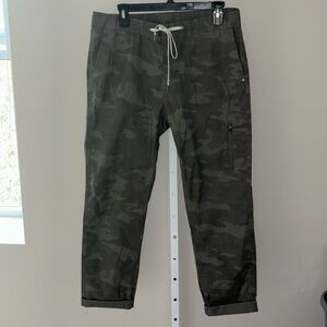 BOGO Vuori Camo Ripstop Joggers